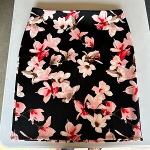 NYCC womens floral Skirt
